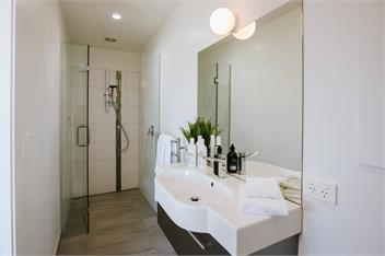 Penshurst | Sleeps 8 | Spa Pool - Wanaka