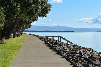 The Seaway Vista - walk to waterfront & eateries - 