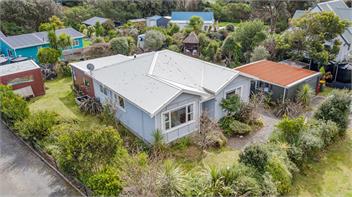 Tui Hollow (Bachcare) - 